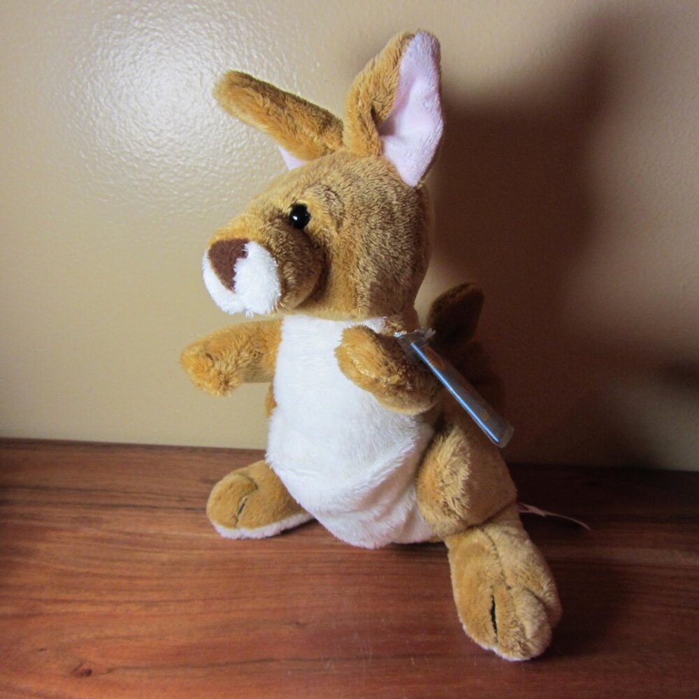 plush ganz webkinz HM180 kangaroo with code tag (W5927)